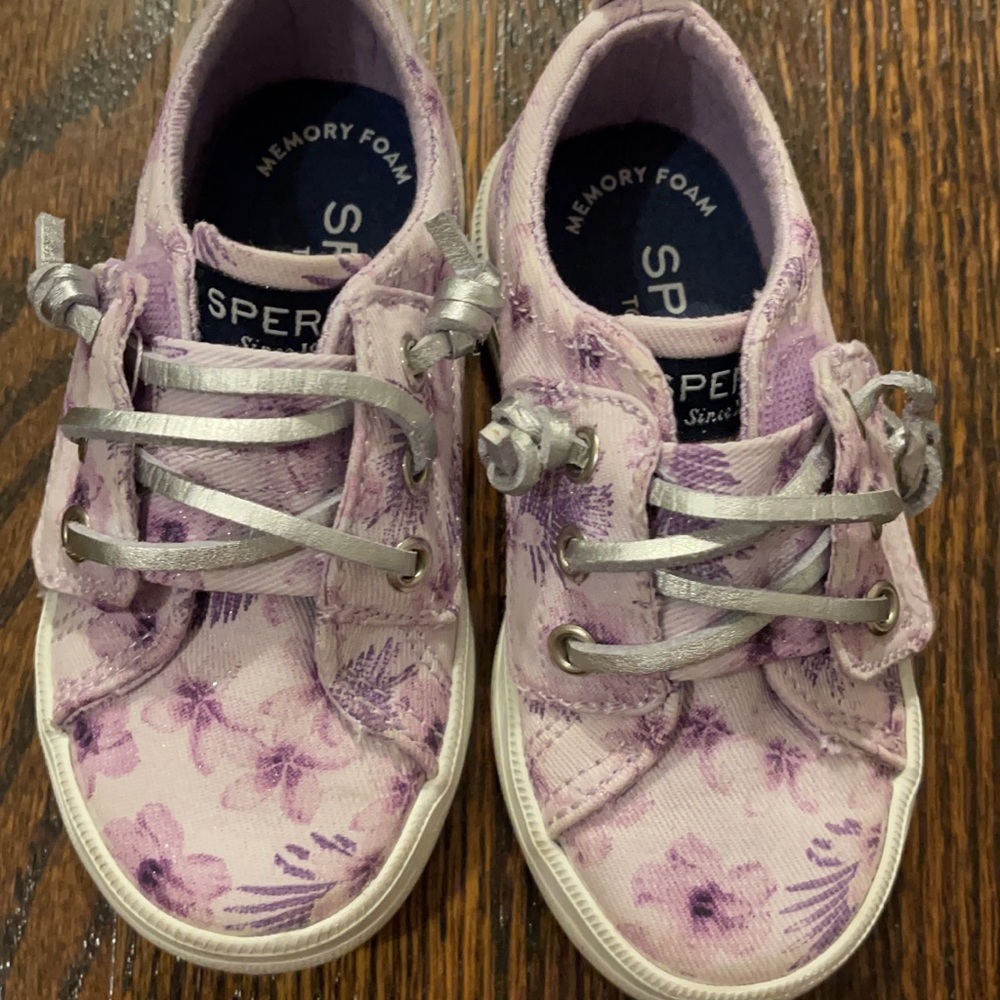 Sperry Toddler Shoes size 5